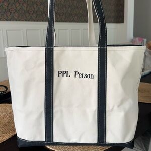 New L.L. Bean Boat and Tote Large Zip Top Black Long Handles